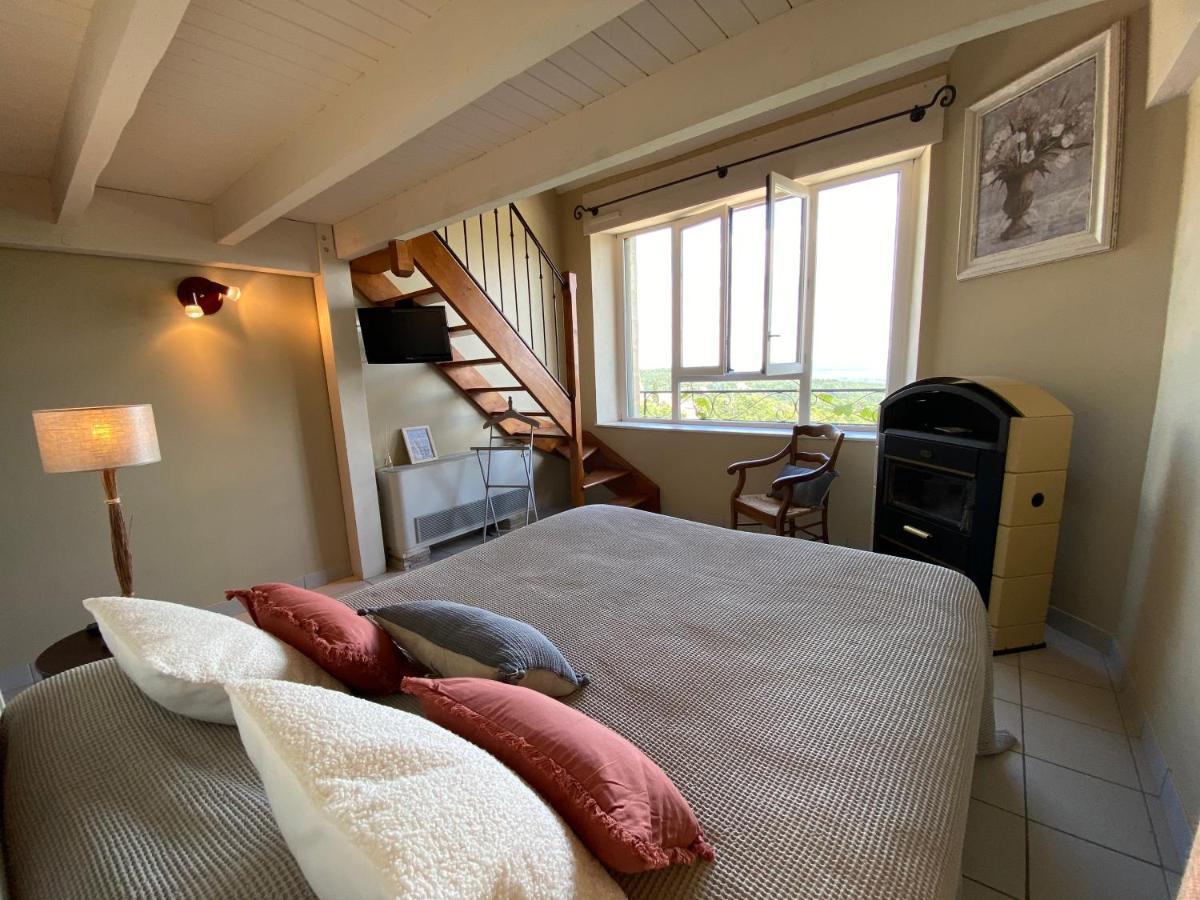 Auberge De La Tour De Brison Sanilhac  Zewnętrze zdjęcie