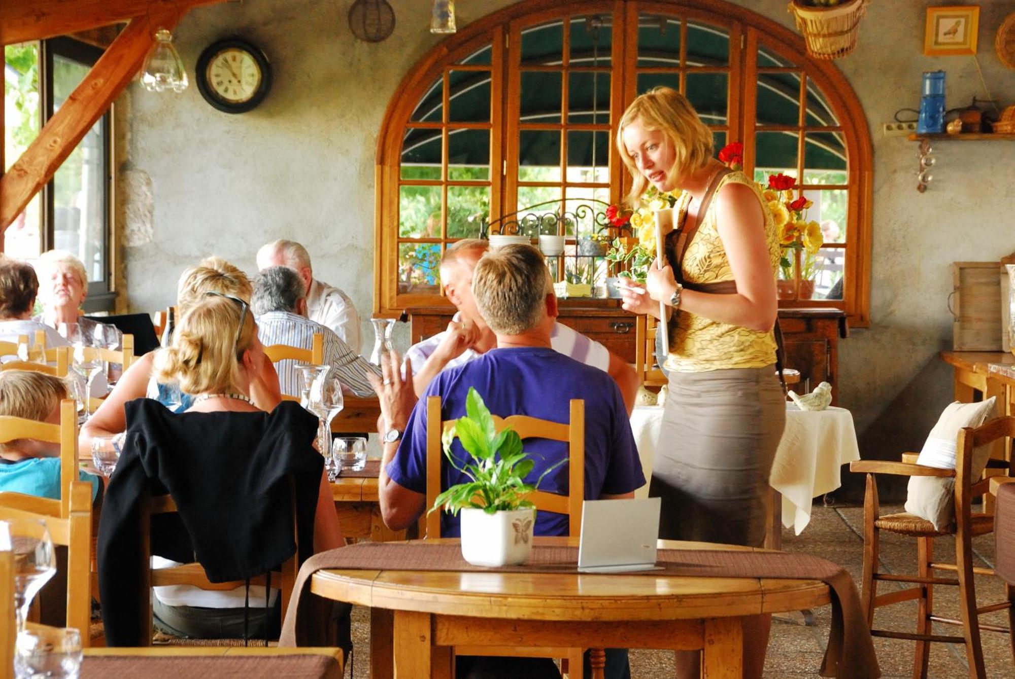 Auberge De La Tour De Brison Sanilhac  Zewnętrze zdjęcie